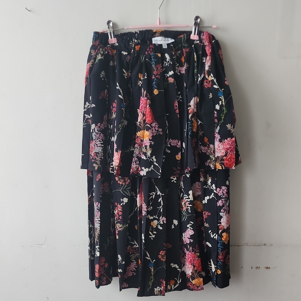 Christina Black Floral A-Line Skirt. Without Tag